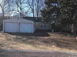 495 Hidden Valley Rd, Wilburn, AR 72179
