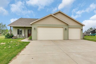 505 9th Ave SW, Rice, MN 56367