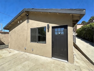 3353 Holyoke Dr, Los Angeles, CA 90065