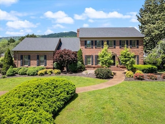 807 Dennis Ave, Jasper, TN 37347