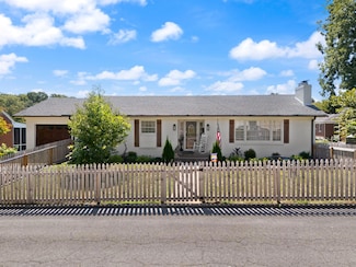 402 Clements Ave, Somerset, KY 42501