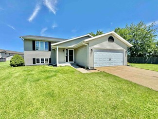 2517 Greenwood Dr, Janesville, WI 53546
