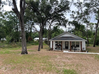 730 SW Second Ave, Trenton, FL 32693