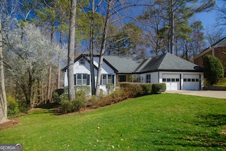 1190 Saint Ives Ct, Suwanee, GA 30024