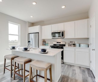 927 Redfield Cir, Delano, MN 55328