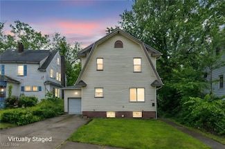 10234 Park Heights Rd, Cleveland, OH 44104