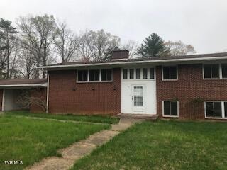 211 Carroll Dr, Fries, VA 24330