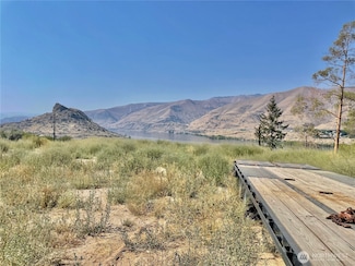 13512 Us Highway 2 Unit p. 4, East Wenatchee, WA 98802