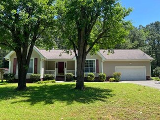 206 Meadowbrook Ln, La Fayette, GA 30728