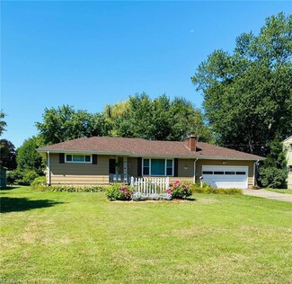 4107 Rellim Ave NW, Warren, OH 44483