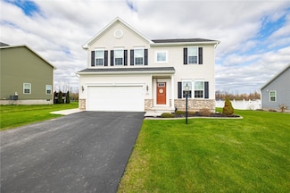 1830 Halesworth Ln, Ontario, NY 14519