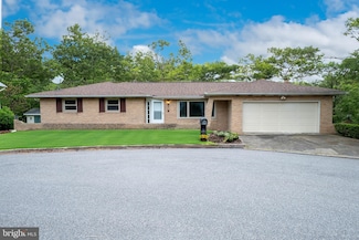 1 Circle Dr, Hazleton, PA 18201