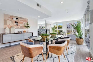 1932 Selby Ave Unit 301, Los Angeles, CA 90025