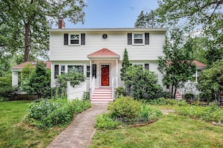 3 Blaisdell Rd, Chelmsford, MA 01824