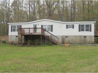 4824 Simmons Ln, Efland, NC 27243