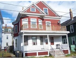 19 Leavitt St, Salem, MA 01970