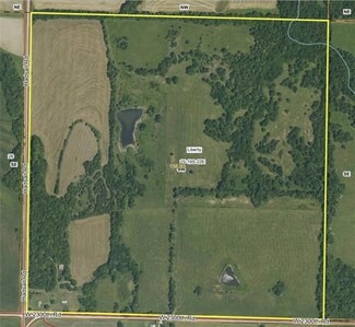 9042 W 2300 Rd, Fontana, KS 66026