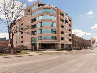 225 N New Jersey St Unit 42, Indianapolis, IN 46204