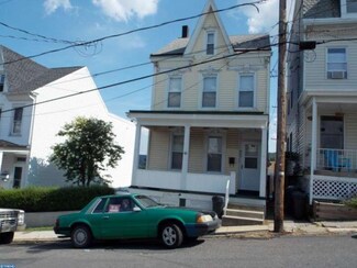 405/407 Main St, Pottsville, PA 17901