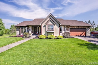 4590 Beach Ridge Rd, Lockport, NY 14094