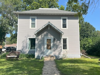 129 S Main St, Sherburn, MN 56171