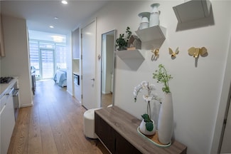 877 Francisco St Unit 1721, Los Angeles, CA 90017
