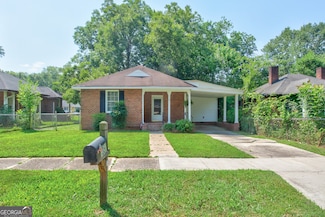 35 Elmwood St NE, Rome, GA 30161