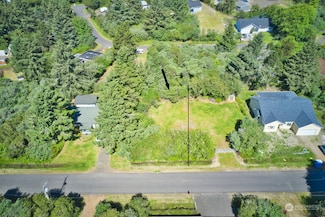 136 Jib St NW, Ocean Shores, WA 98569