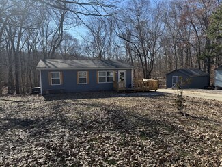 850 Potters Ln, Clarksville, TN 37040