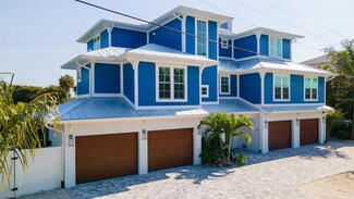 125 51st St, Holmes Beach, FL 34217