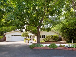3560 La Mata Way, Palo Alto, CA 94306