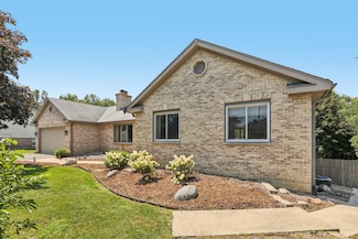 12122 220th Ave, Bristol, WI 53104