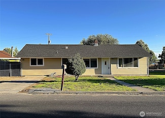 334 E Elm St, Othello, WA 99344