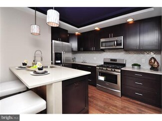 1241 Buttonwood St Unit 2C, Philadelphia, PA 19123