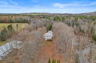 7 Bowzer Ln, Skowhegan, ME 04976