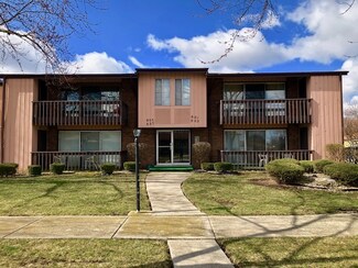 801 E 194th St Unit 801, Glenwood, IL 60425