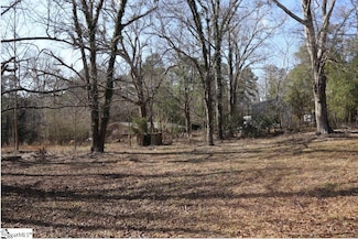 4650 S Pine St, Spartanburg, SC 29302
