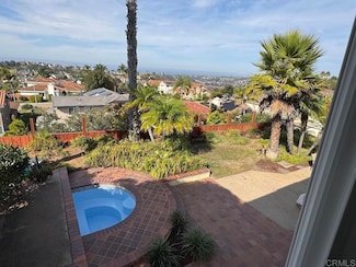 1518 Bella Vista Dr, Encinitas, CA 92024