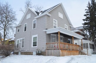 1215 Wealthy St SE, Grand Rapids, MI 49506