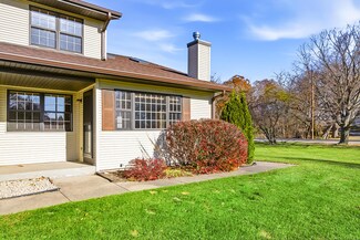 N6959 Rock Lake Rd Unit 1, Lake Mills, WI 53551