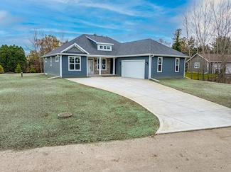 9809 N Cedarburg Rd, Mequon, WI 53092