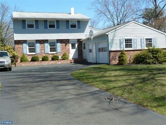 110 Walker Rd, Washington Crossing, PA 18977