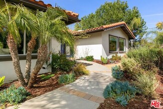 3619 Sapphire Dr, Encino, CA 91436