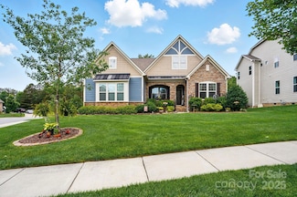 10903 Skymont Dr, Huntersville, NC 28078