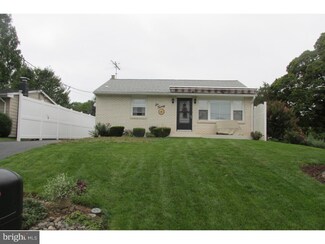 620 Rittenhouse Dr, Reading, PA 19606