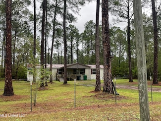 6400 Big Point Rd, Moss Point, MS 39562