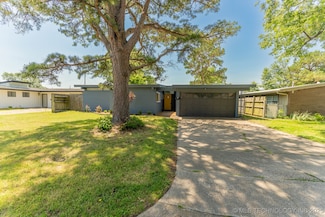 5726 E 26th St, Tulsa, OK 74114