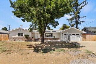 987 Richland Rd, Yuba City, CA 95991