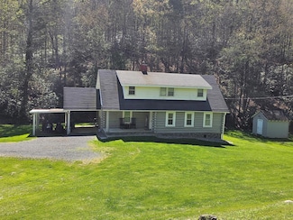 77 Boags Branch Ln, Fries, VA 24330