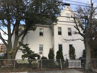 13 Baldwin Ave, Everett, MA 02149